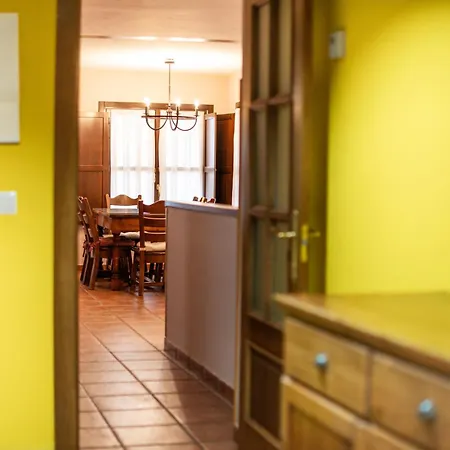 Casa El Balandro De Poo Holiday home *
