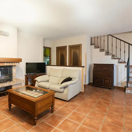 Casa El Balandro De Poo Holiday home *